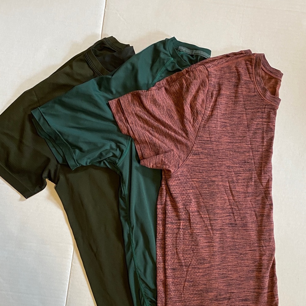 Men's Bundle - 3 Performance T-Shirts one lululemon. Large